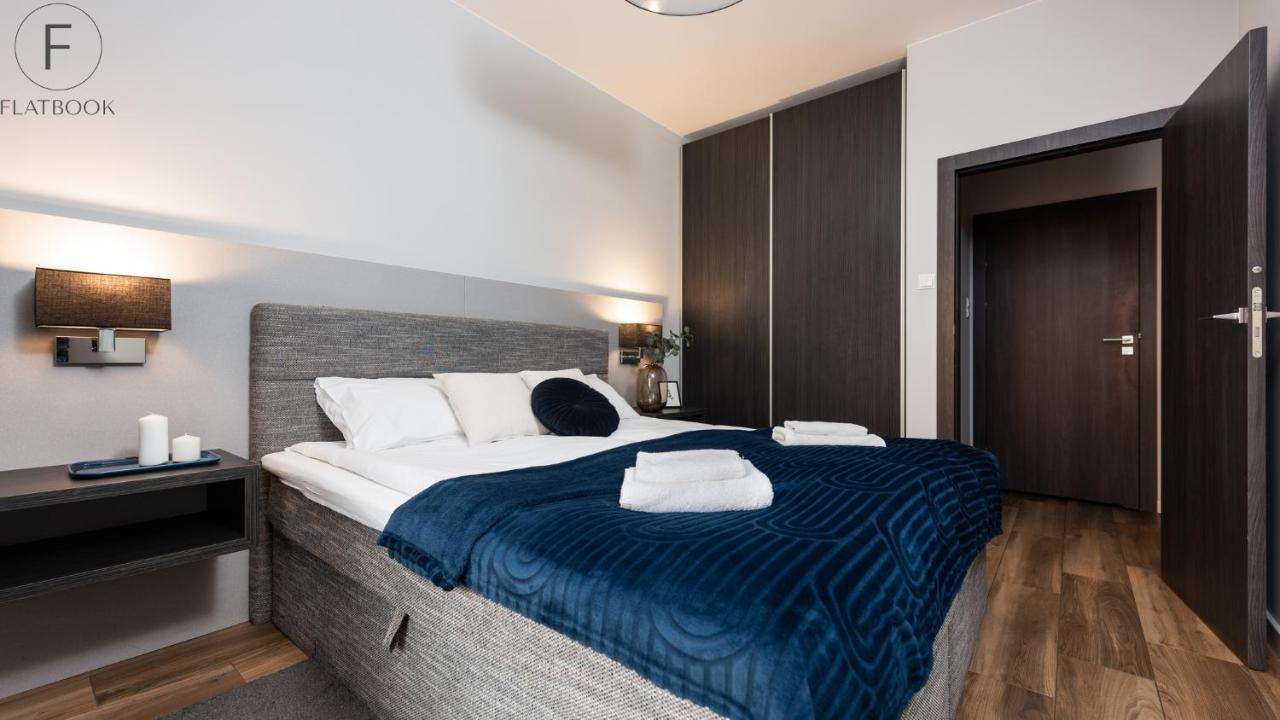 Flatbook - City Center Apartments Brabank With Parking Гданськ Екстер'єр фото